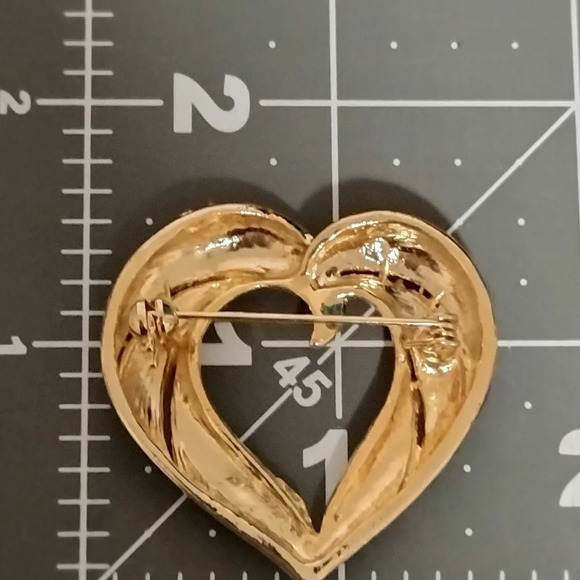 Black Enamel and Gold Tone Clear Rhinestones Accents 1 1/2" Heart Brooch Pin - Picture 6 of 6